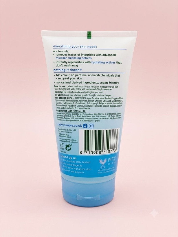 ژل شوینده میسلار سیمپل مدل Water Boost | 150ml