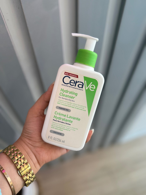 شوینده مرطوبکننده سراوی CeraVe Hydrating Cleanser